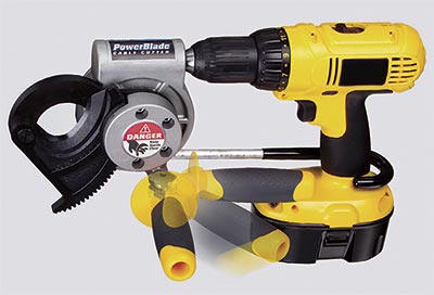 電動ドリルを取り付けるだけのラチェット式ケーブルカッター。工具不要で簡単取付。