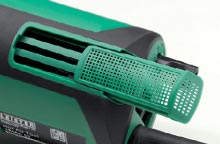 両サイドのエアーフィルターは取り外しが簡単、清掃も容易です。