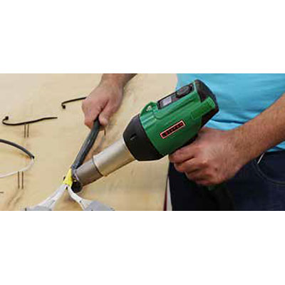 ケーブル終端処理でのシュリンク作業