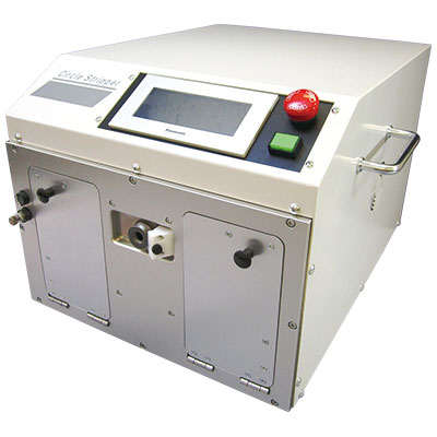 サークルストリッパー ARC-1202 丸刃が自転しながら被膜に切れ目を入れる独自のサークルストリップ方式。楕円や巻線等のストリップも可能。