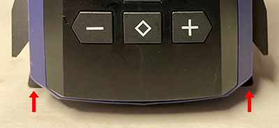 自立可能なデザイン。フリーハンドで作業可能。ワークを両手で持ち作業することを想定し、ツール本体が自立するようにデザインされております。