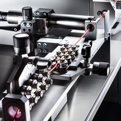 レーザー、インクジェット、またはラベル プリンターを使用した電線ラベル付け。