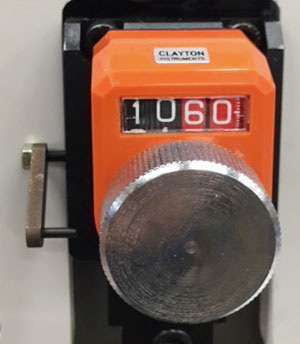 マニュアルクリンプハイト装置「だいや郎」（別売）