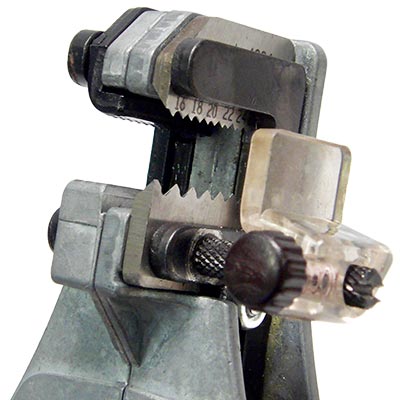 ワイヤーストッパー取付